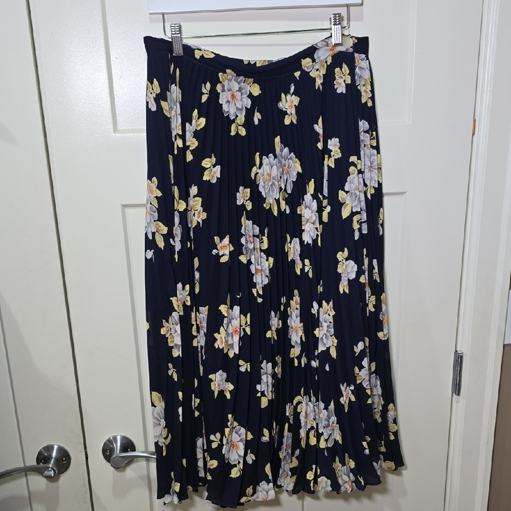 AUSTIN HILL Vintage Floral Pleated Union Made Skirt